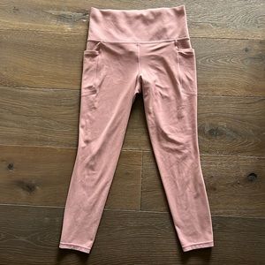 Athleta Salutation Stash Pocket 7/8 Tight Sz S